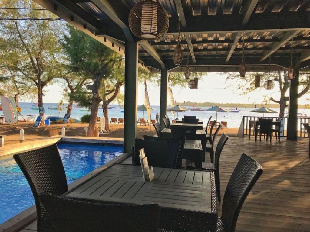 Good Heart Hotel Gili Trawangan Exterior photo