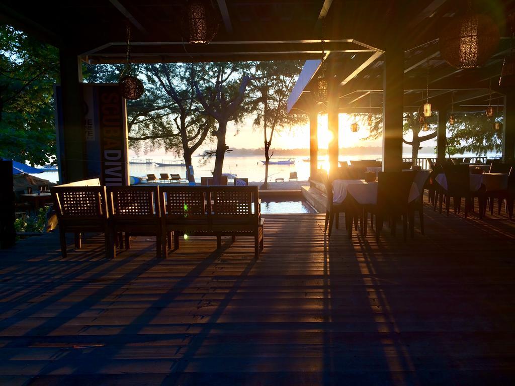 Good Heart Hotel Gili Trawangan Exterior photo